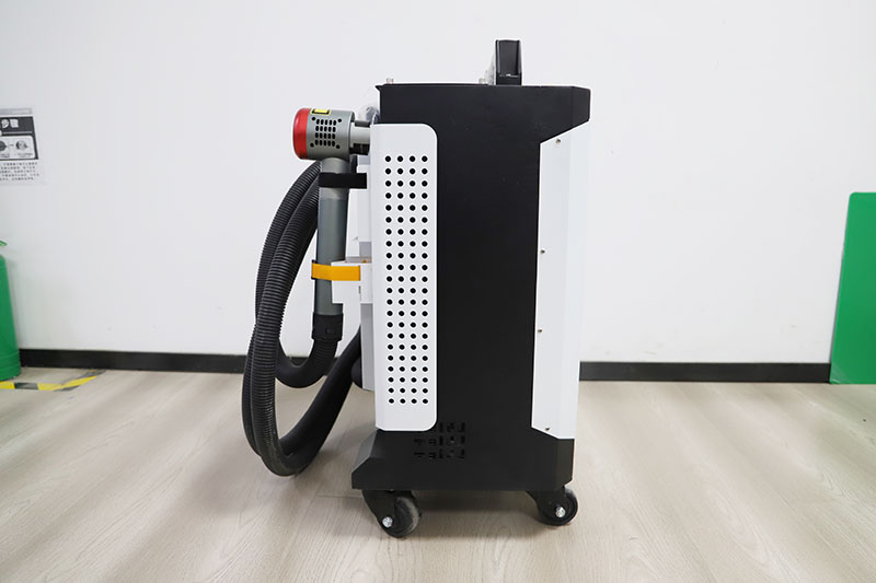 pulse laser cleaning machine (5).jpg